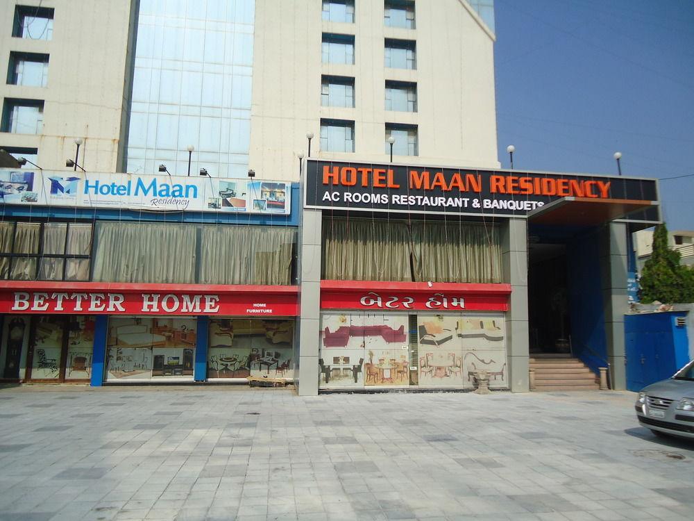 Hotel Maan Residency Satellite Road Ахмедабад Екстериор снимка