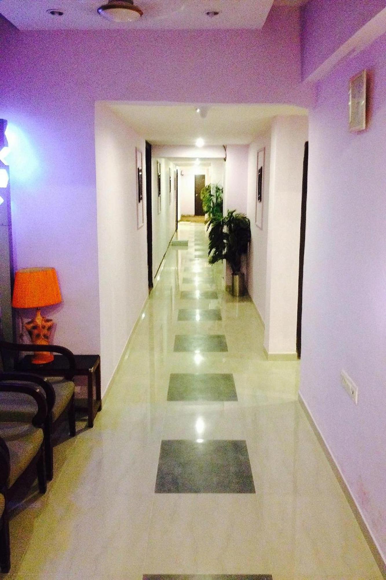 Hotel Maan Residency Satellite Road Ахмедабад Екстериор снимка