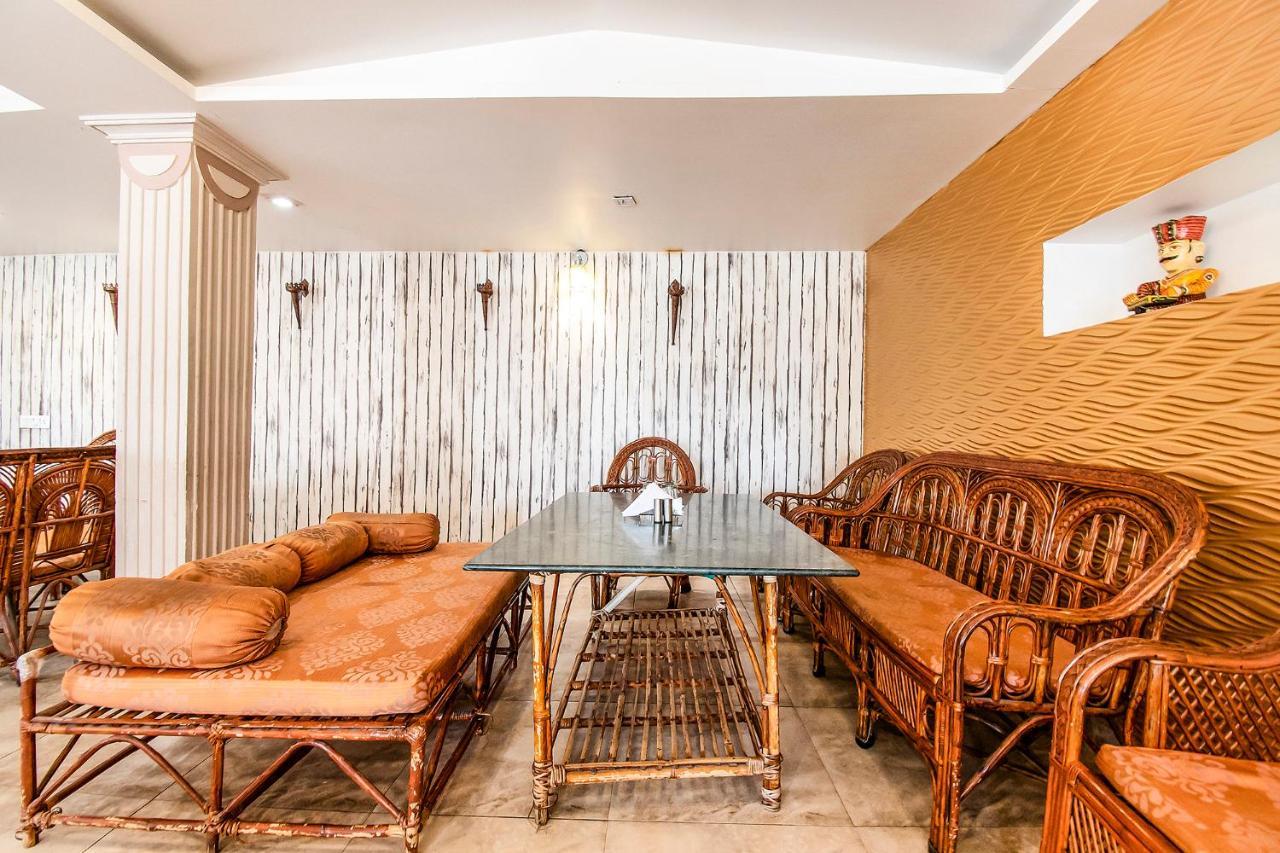 Hotel Maan Residency Satellite Road Ахмедабад Екстериор снимка