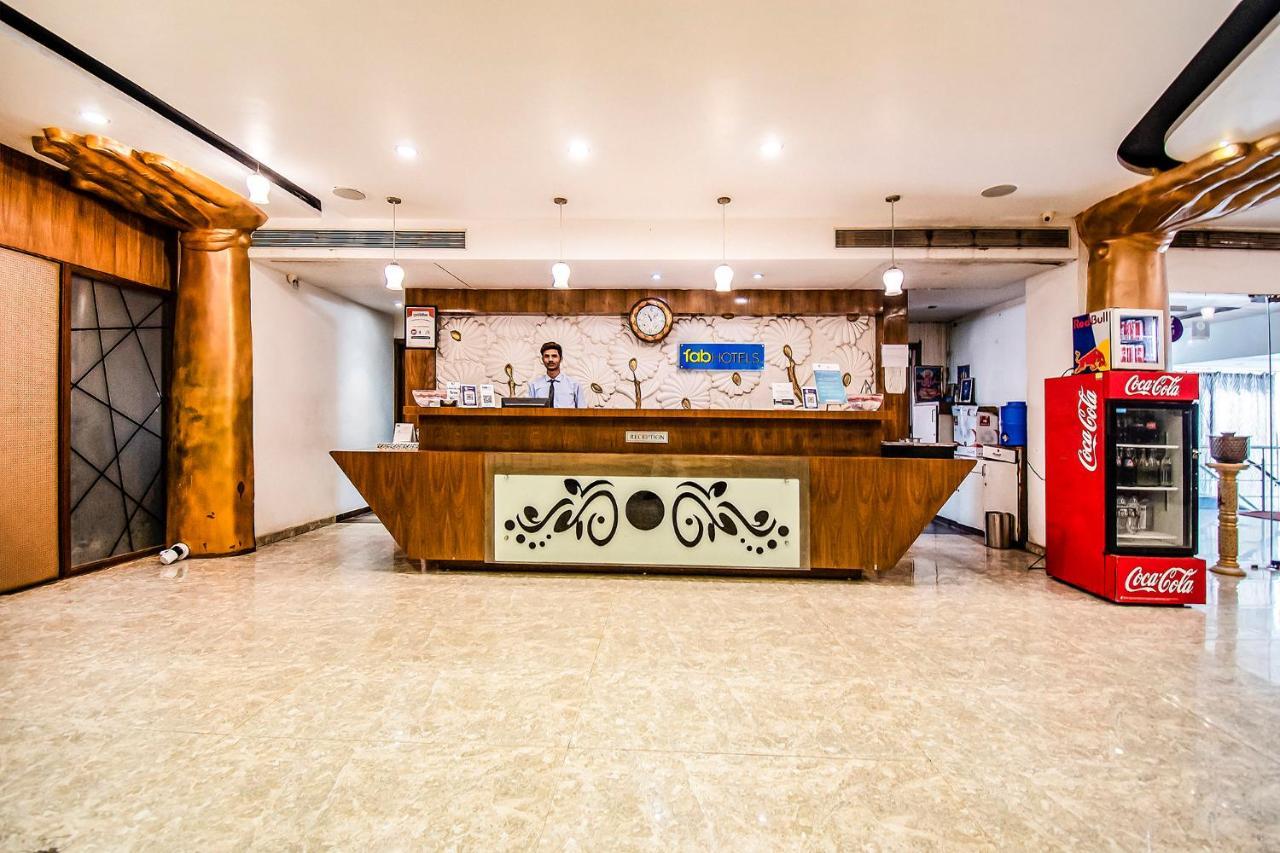 Hotel Maan Residency Satellite Road Ахмедабад Екстериор снимка